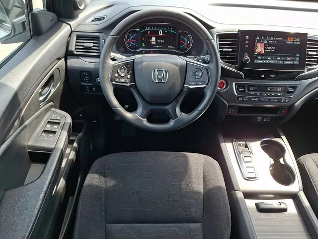 Used 2022 White Honda Sport image 12