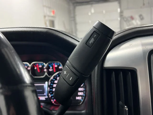 Used 2018 Black GMC SLT image 16