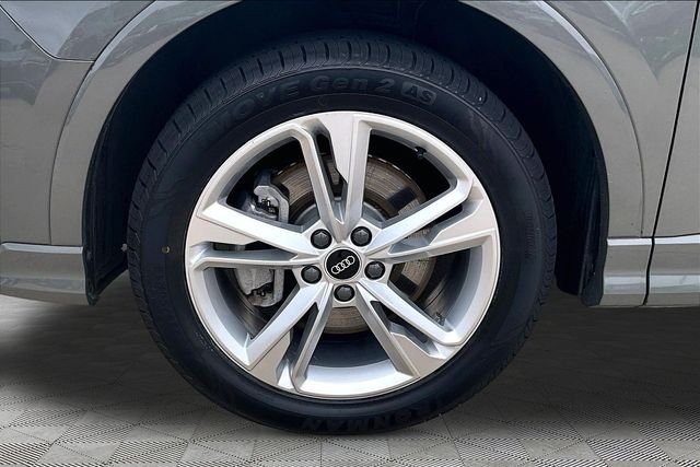 Used 2023 Gray Audi Premium Plus image 8