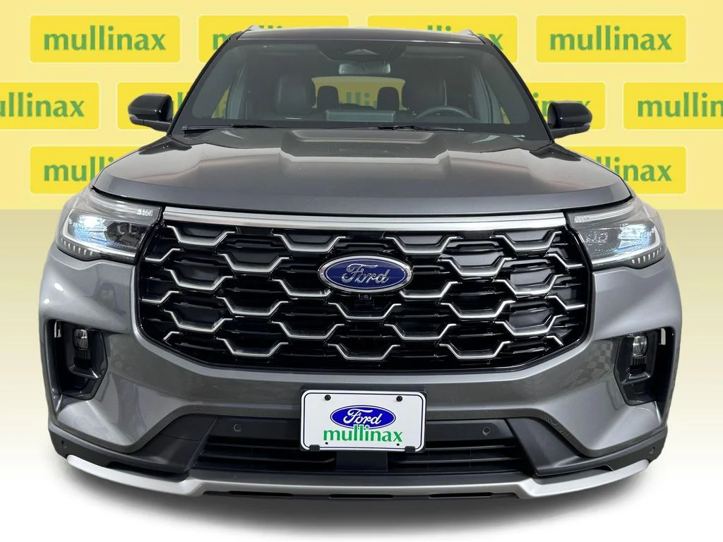 New 2026 Gray Ford Platinum image 18