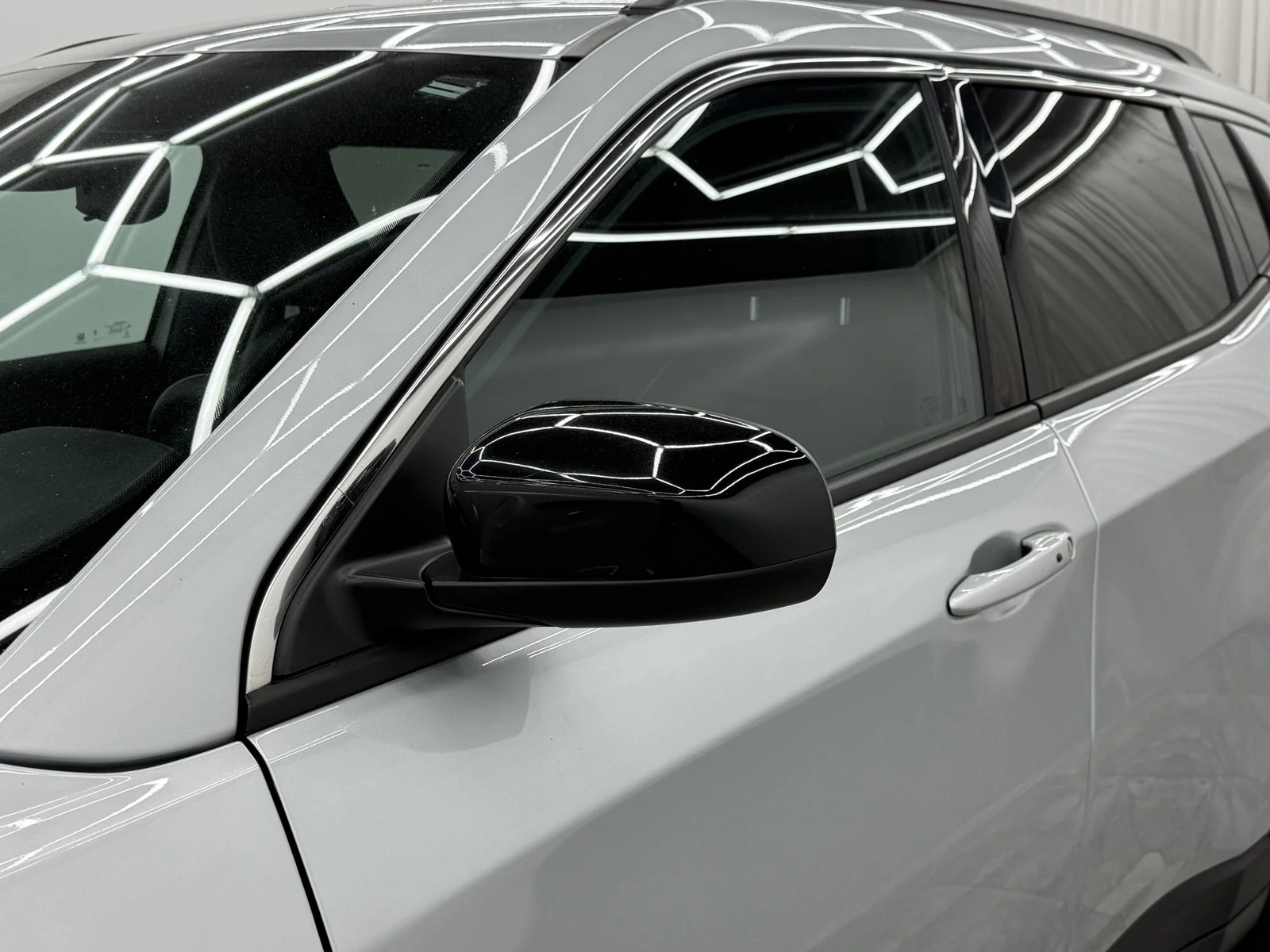 Used 2024 Silver Zynith Metallic Clearcoat Jeep Latitude 4X4 image 42