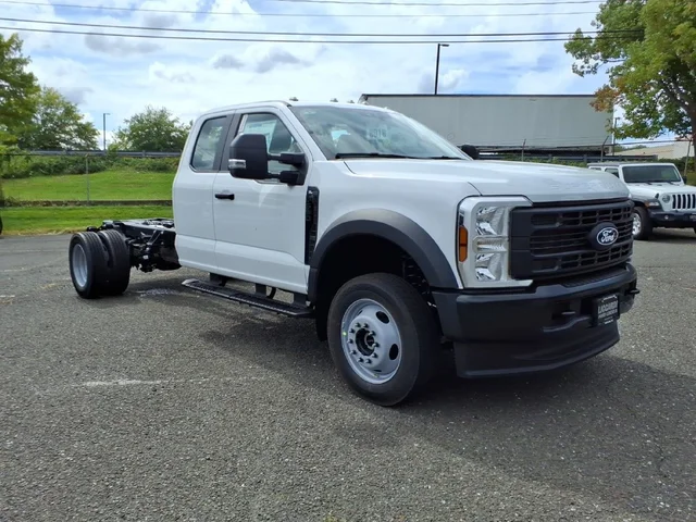 2027 Ford F-550SD F-550® XL