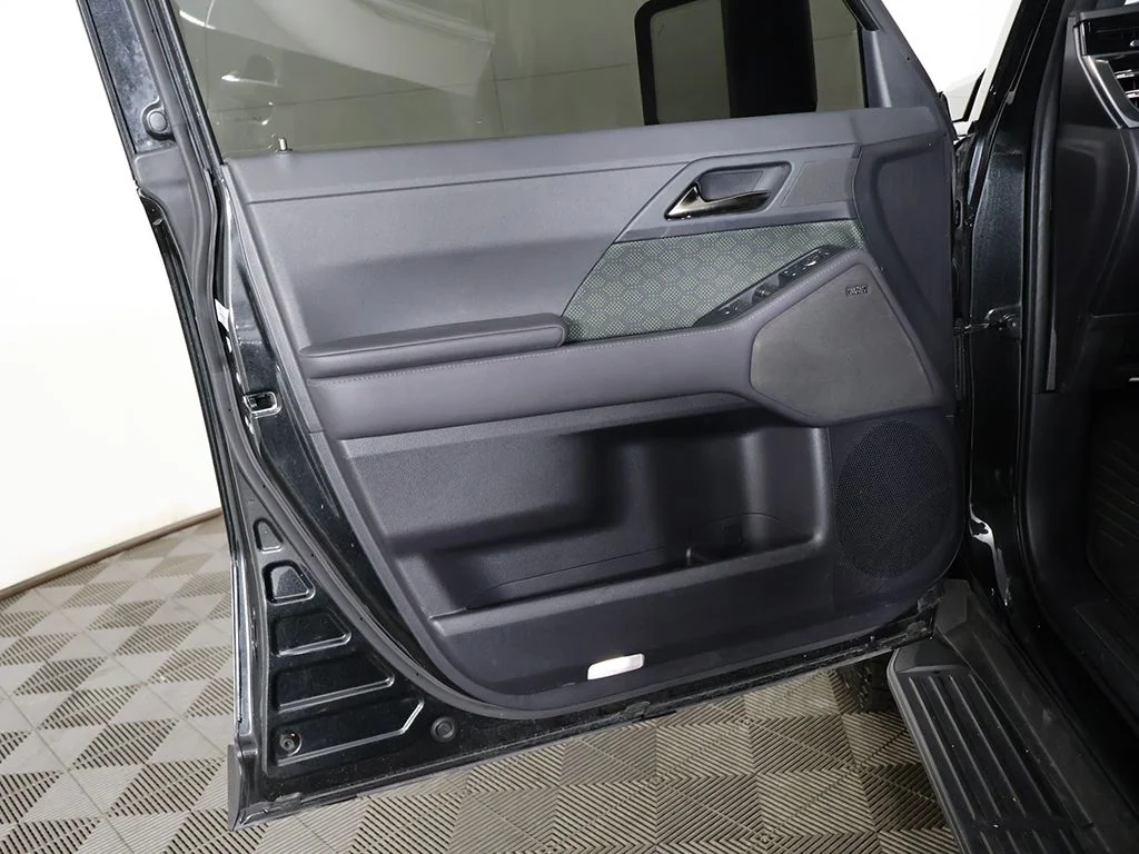Used 2024 Black Lexus 550 Overtrail+ image 25