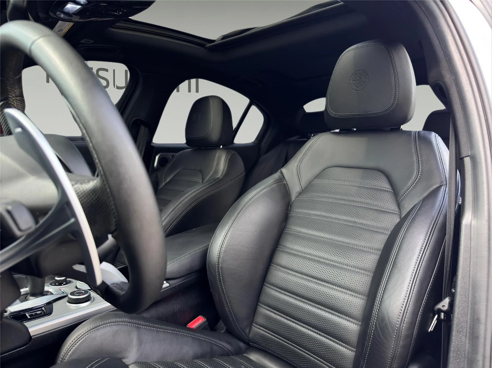 Used 2023 Alfa White Alfa Romeo Veloce image 9