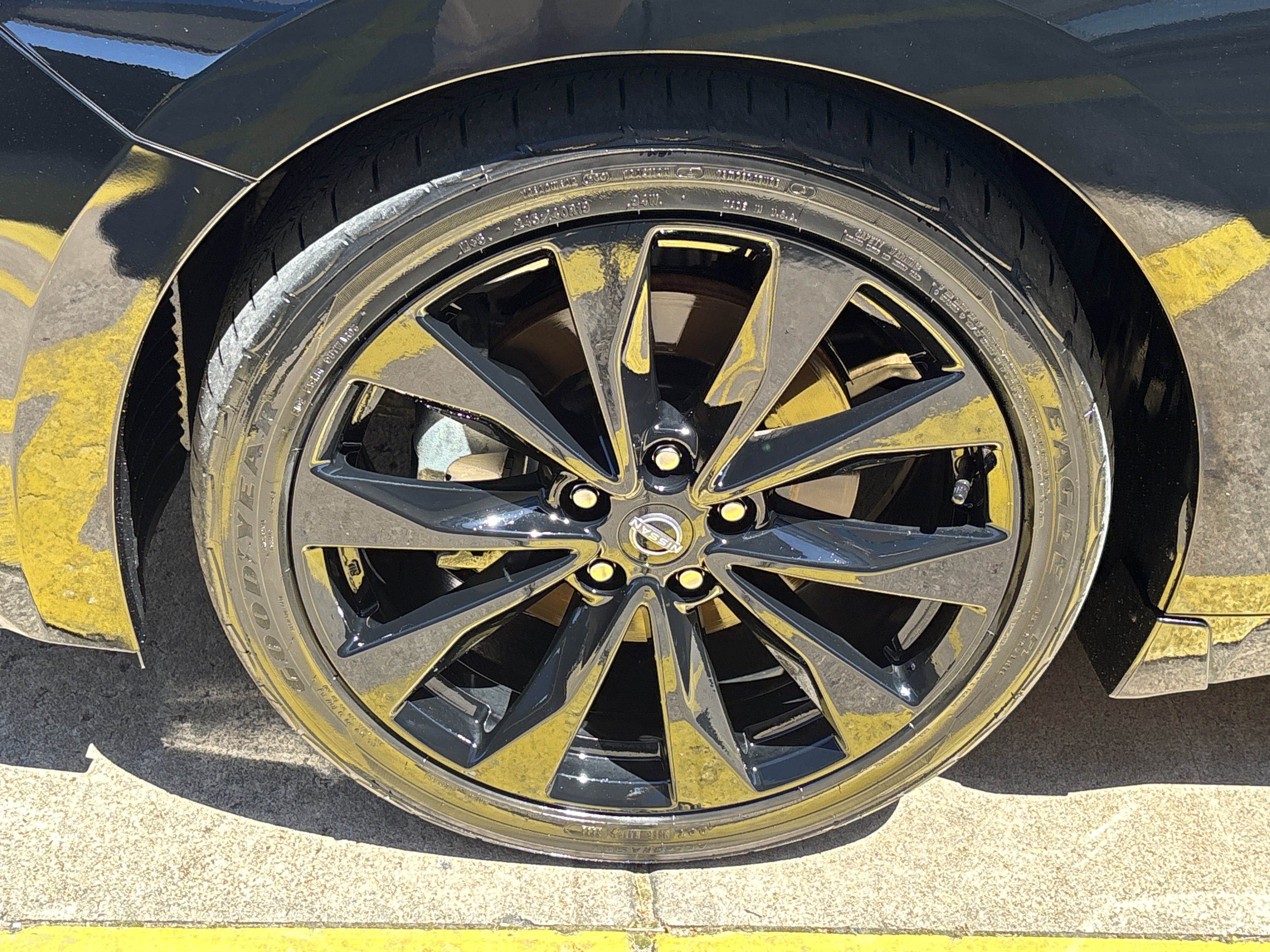Used 2023 Black Nissan SR image 12