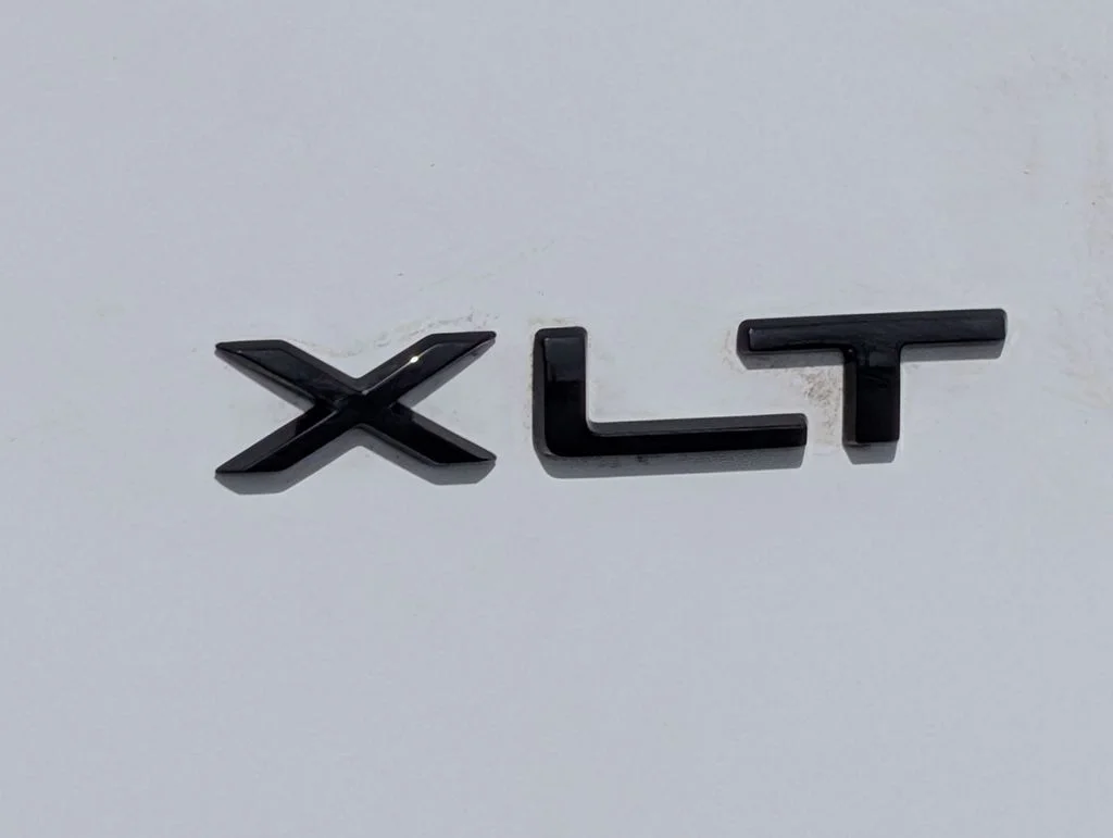 New 2026 Oxford White Ford Passenger Van XLT image 16