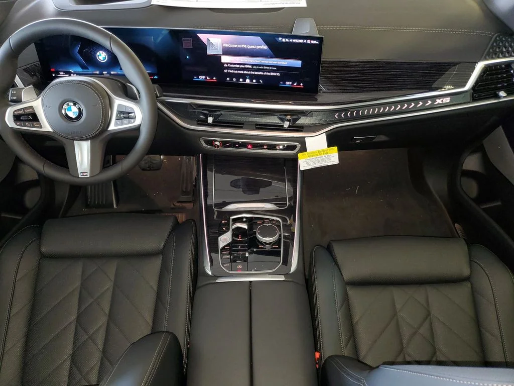 Used 2026 Skyscraper Grey Metallic BMW sDrive40i image 13