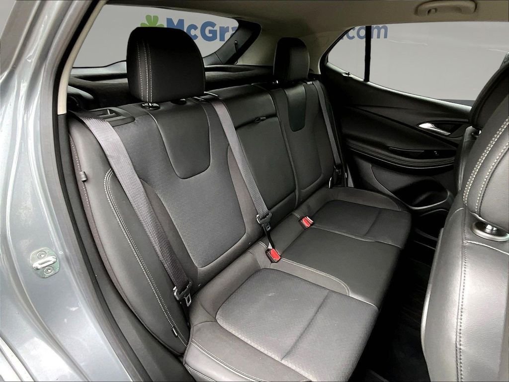 Used 2023 Gray Buick Select image 27