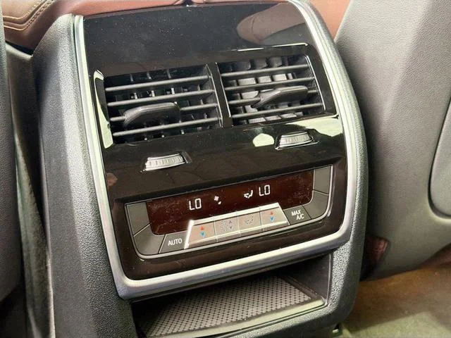 New 2026 Brooklyn Grey Metallic BMW sDrive40i image 20