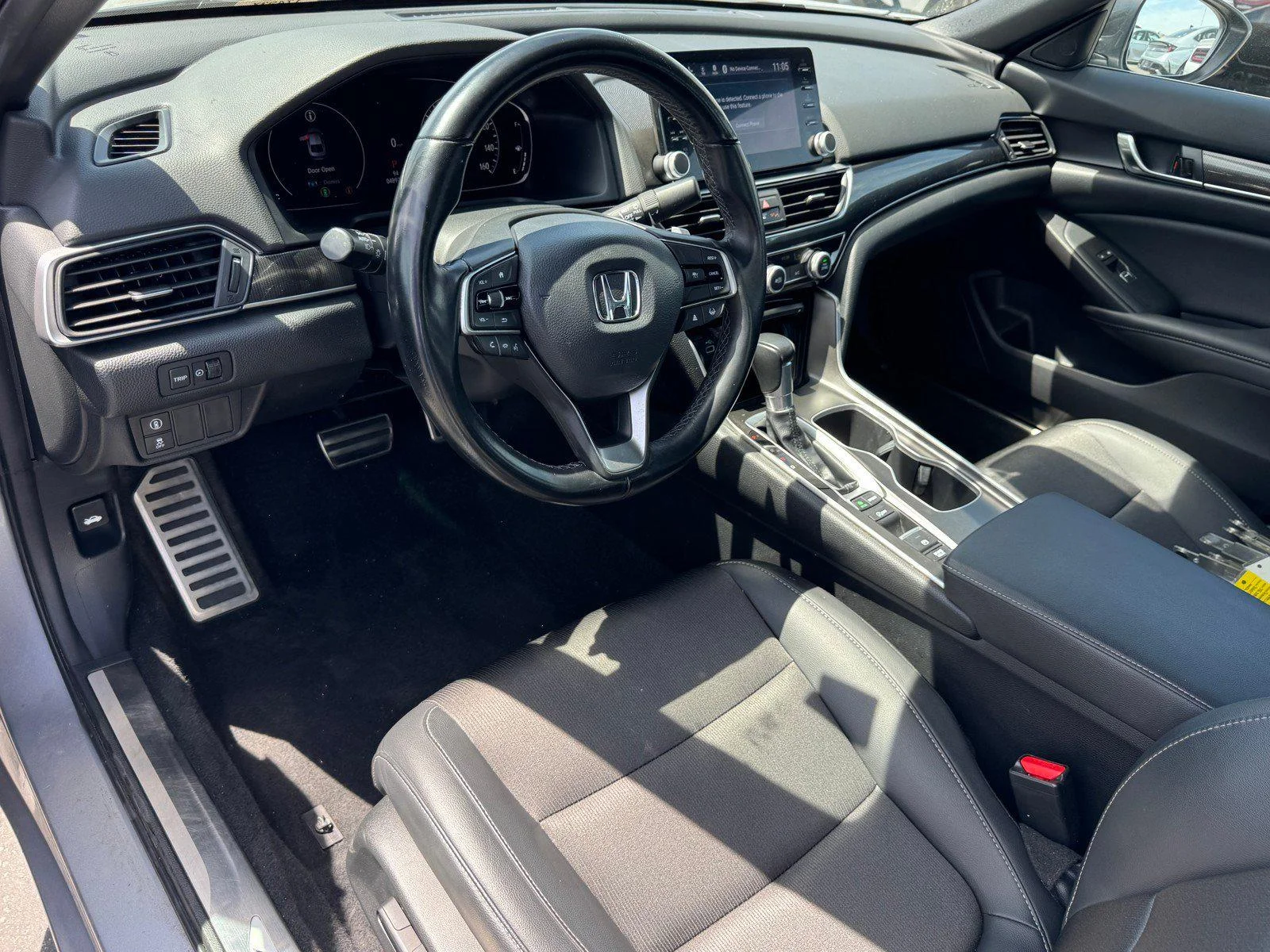 Used 2022  Honda Sport image 17