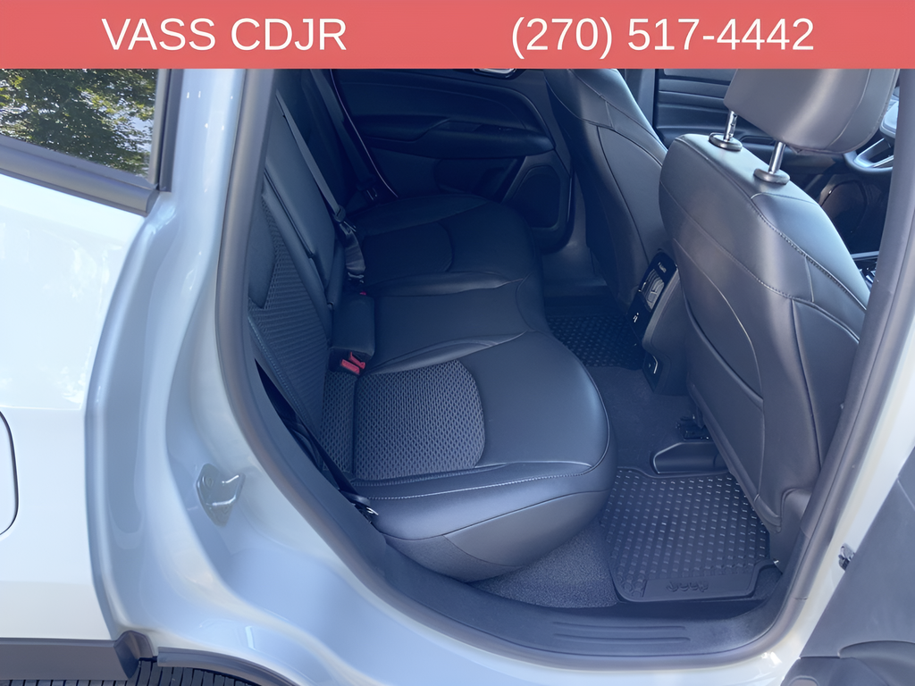 Certified Used 2026 White/off-white Jeep Latitude image 38