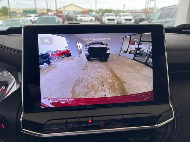 New 2026 Red Hot Pearlcoat Jeep Latitude image 22