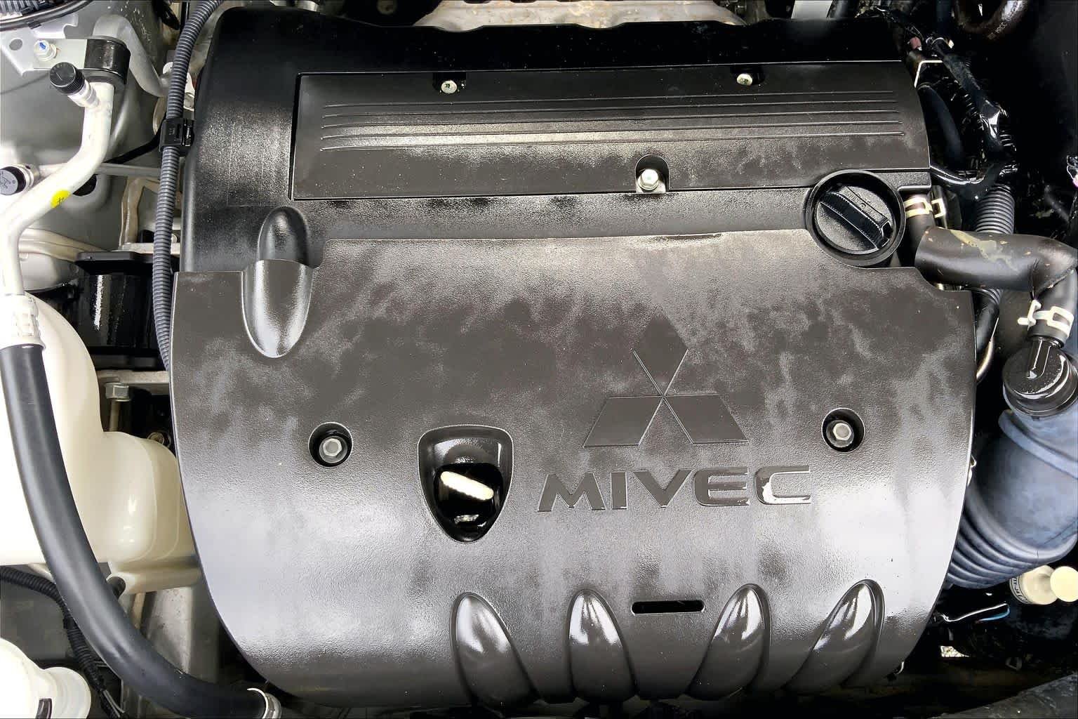 Used 2024 Alloy Silver Metallic Mitsubishi ES image 32