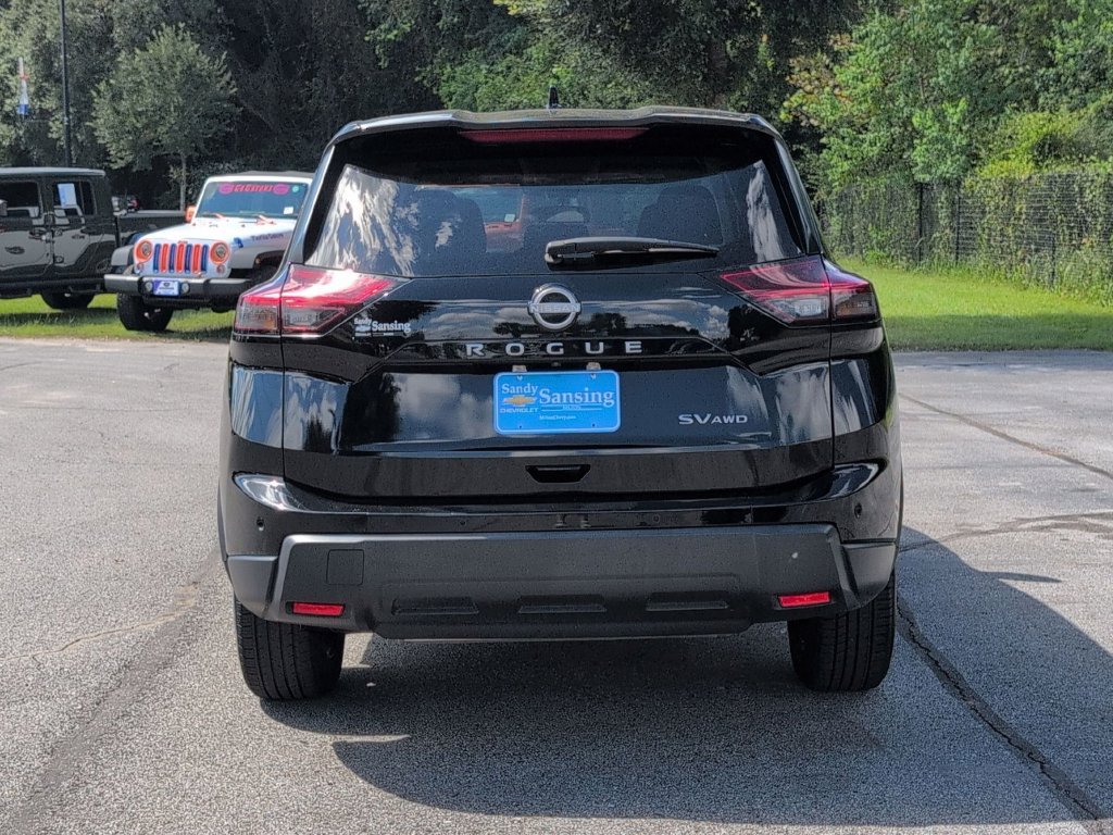 Used 2024 Black Nissan SV image 5
