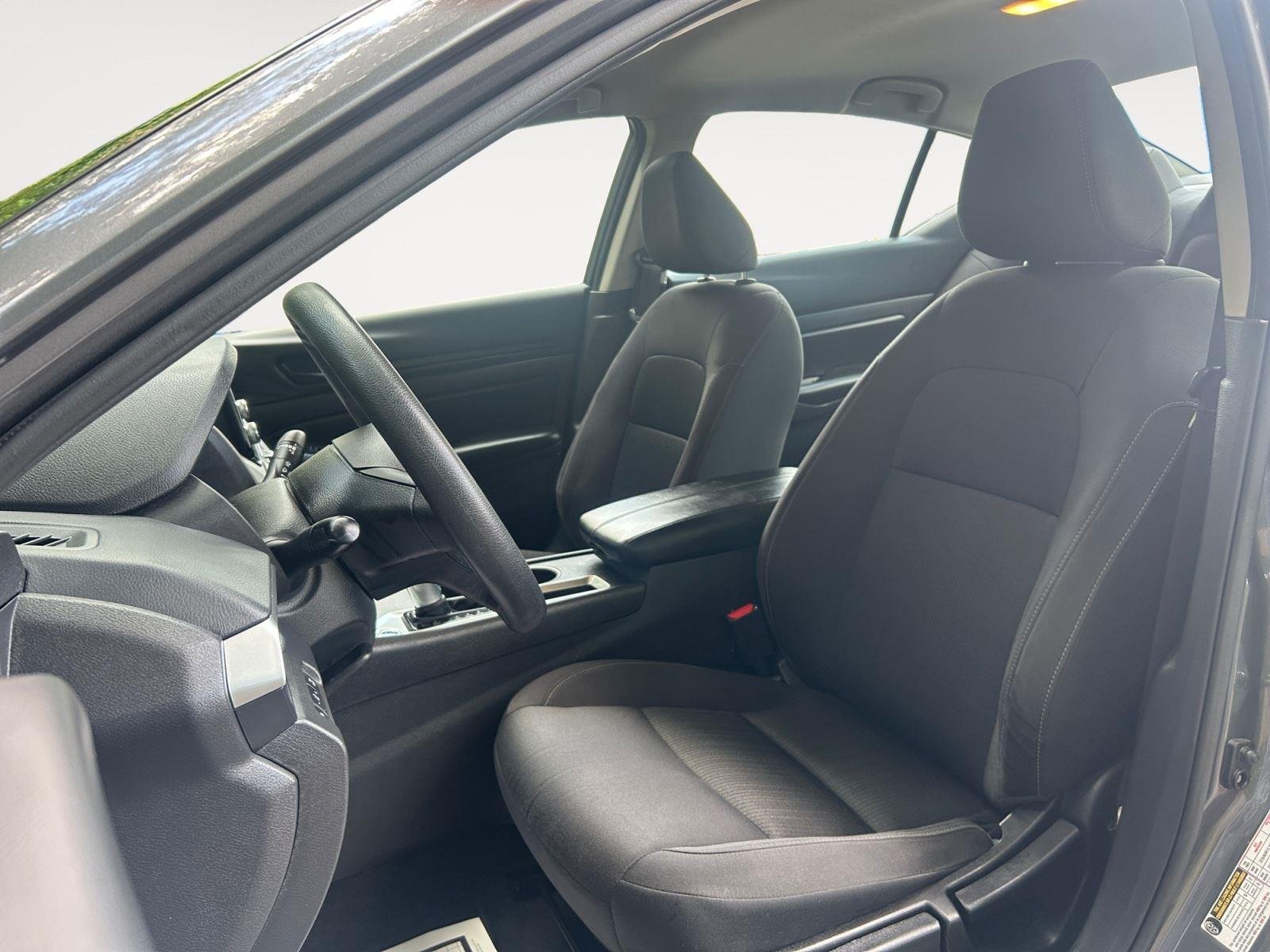 Used 2023 Gun Metallic Nissan 2.5 S image 9