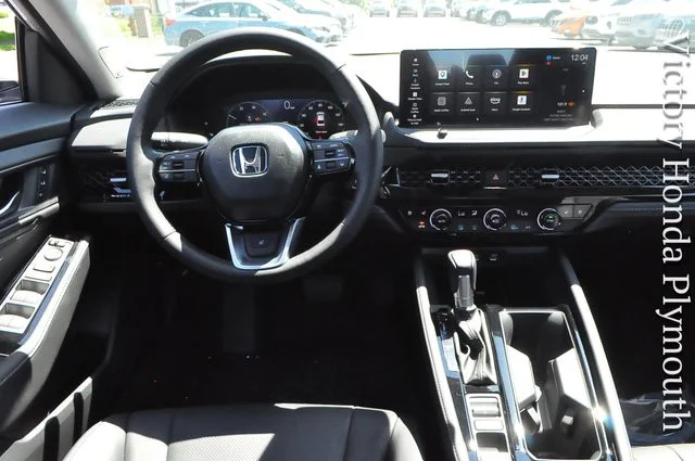 New 2026 Solar Silver Metallic Honda Touring image 15