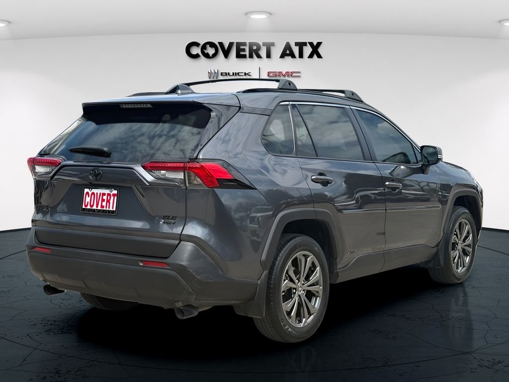 2025 Toyota RAV4 XLE Premium - Photo 7