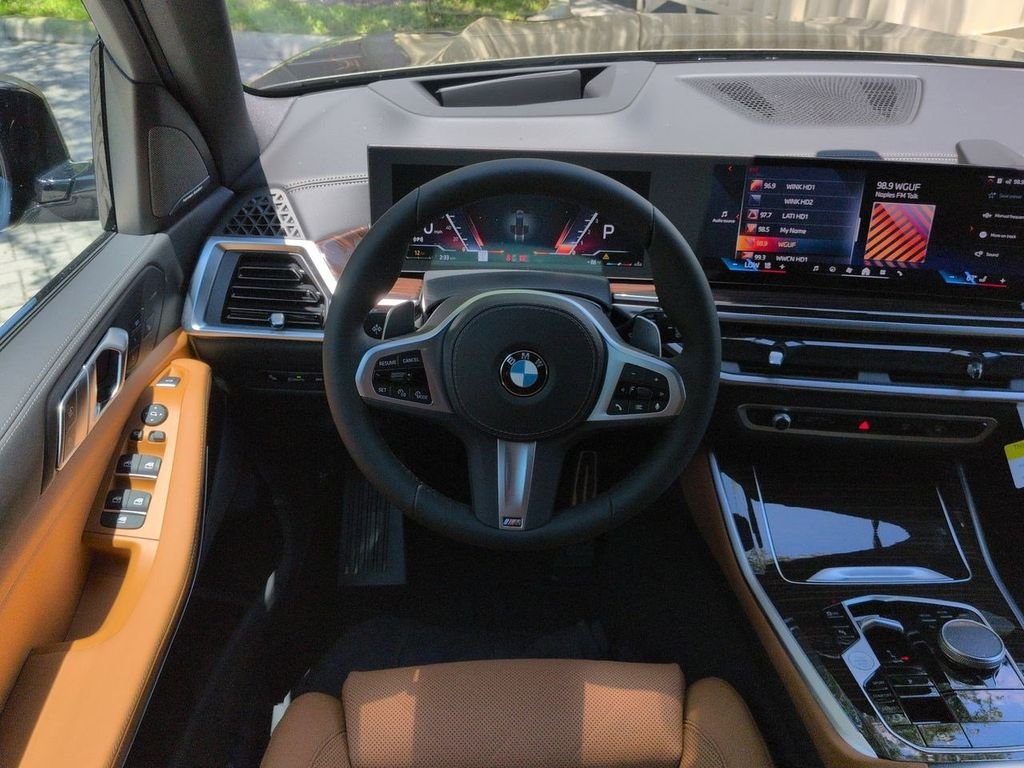 New 2026 Manhattan Green Metallic BMW xDrive40i image 16