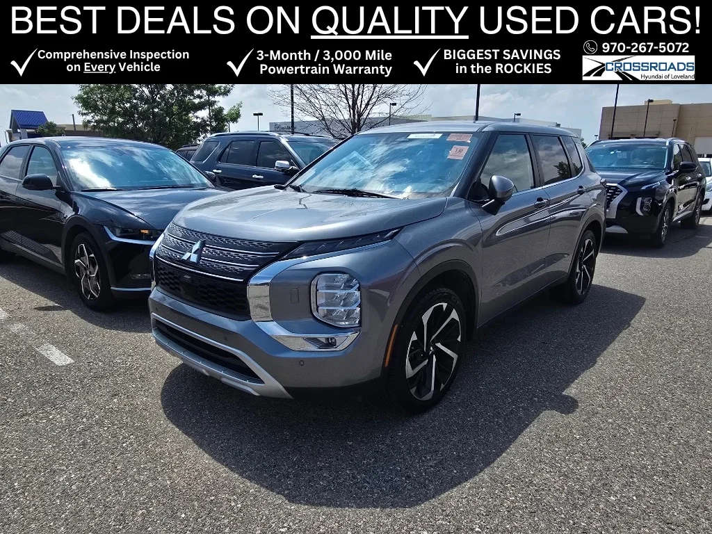 Used 2024 Gray Mitsubishi SE image 1