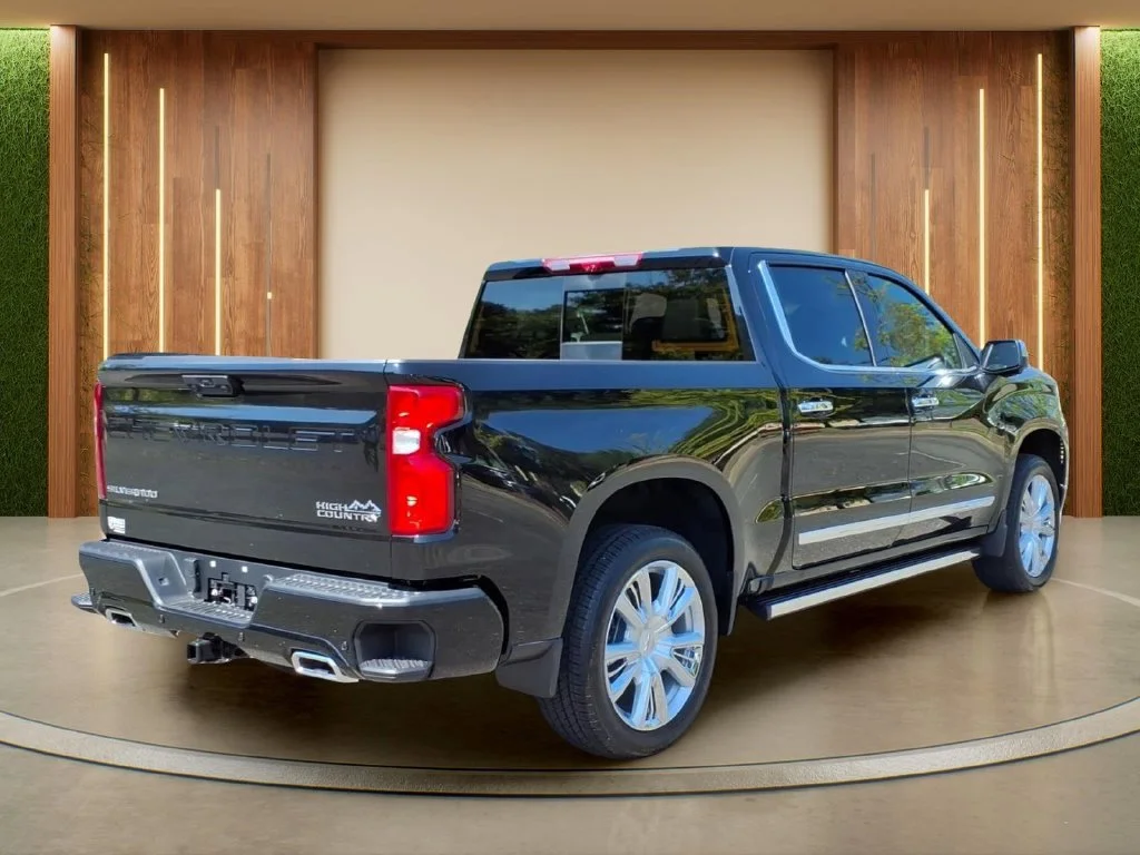 New 2026 Black Chevrolet High Country image 35