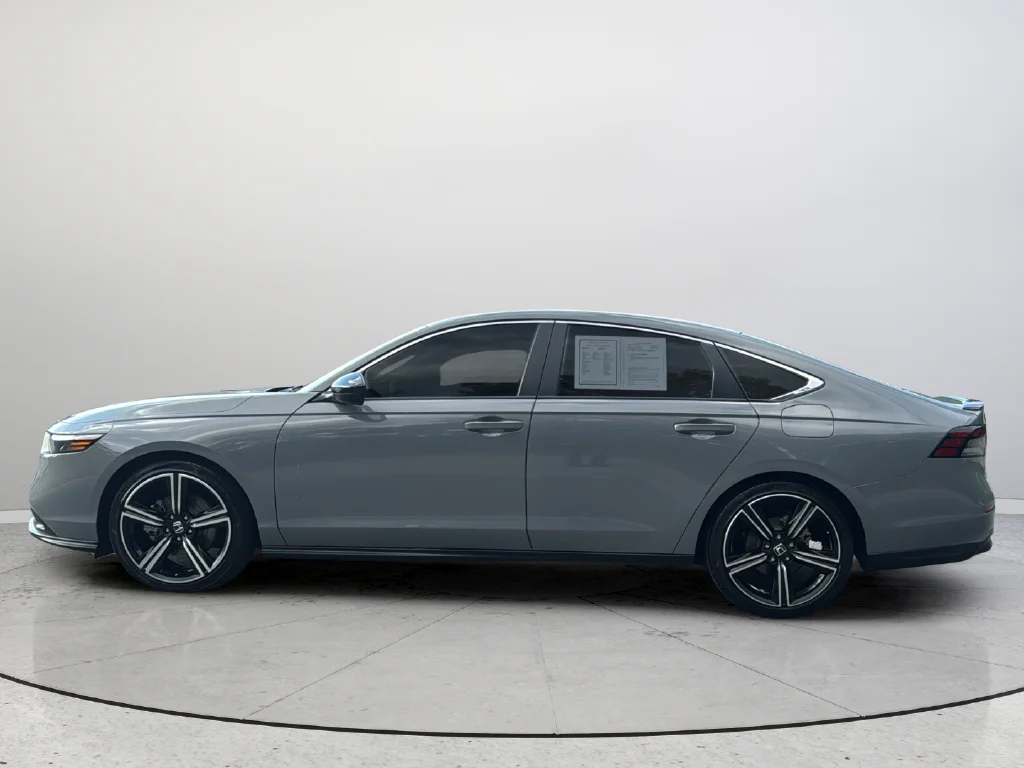 Certified Used 2025 Gray Honda Sport image 5