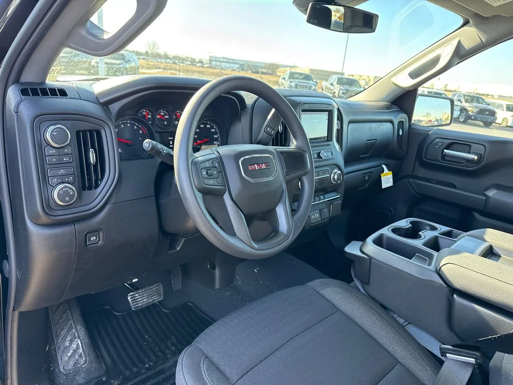 New 2026 Onyx Black GMC Pro image 18
