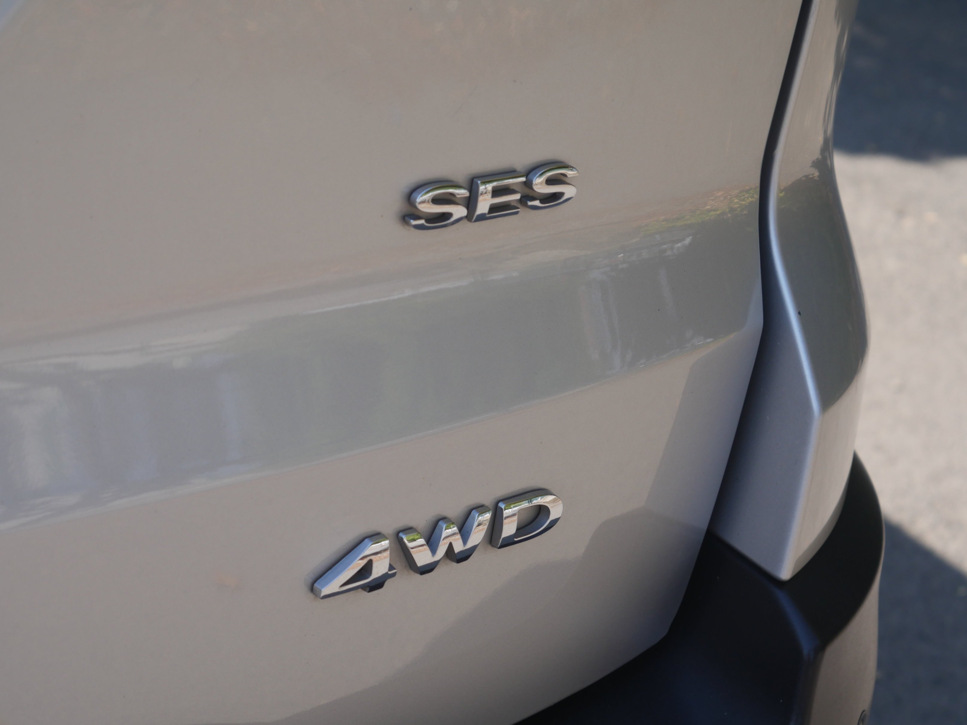 Used 2020 Moondust Silver Metallic Ford SES image 20
