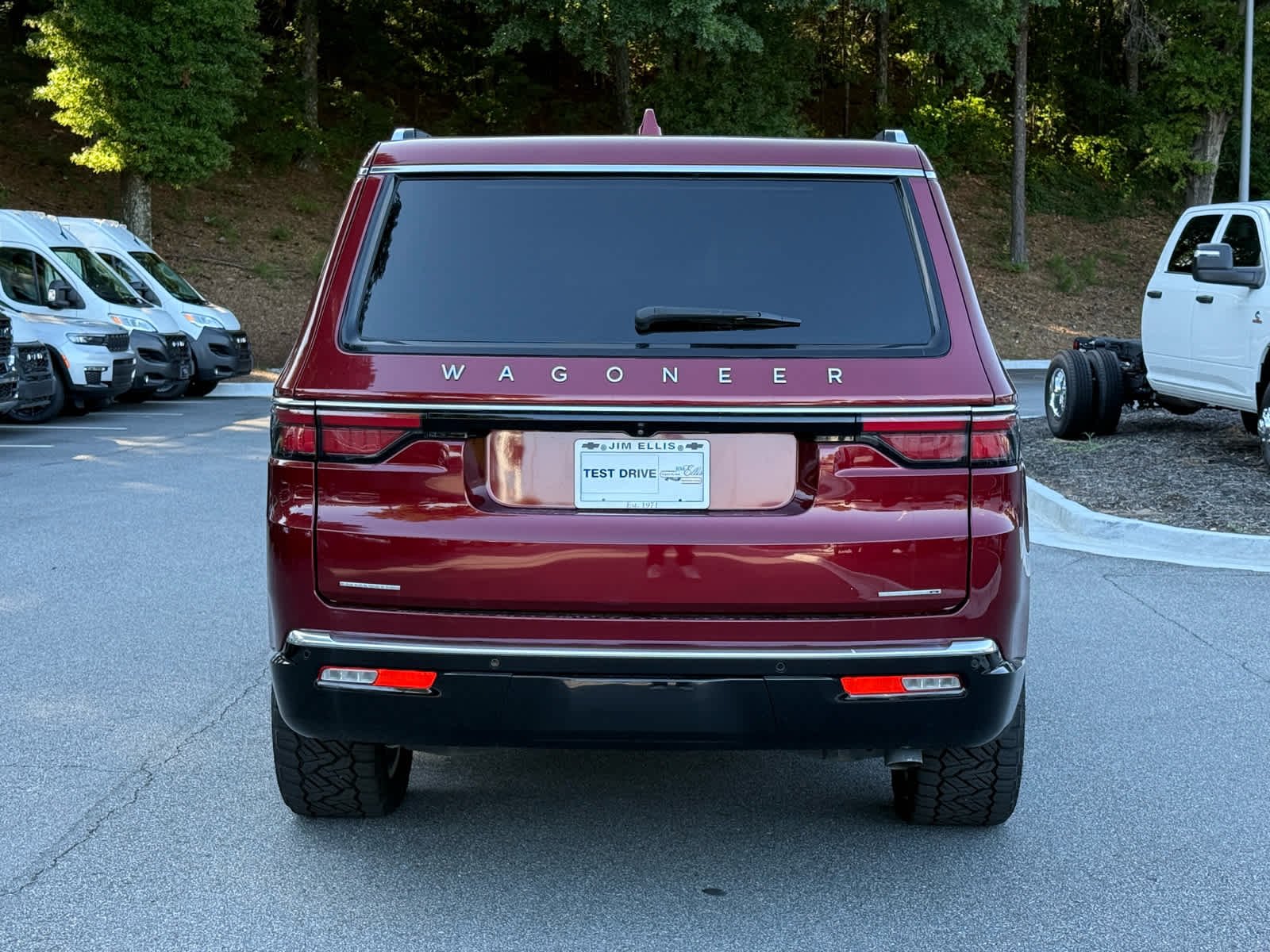 Used 2022 Velvet Red Pearlcoat Jeep Series II image 4
