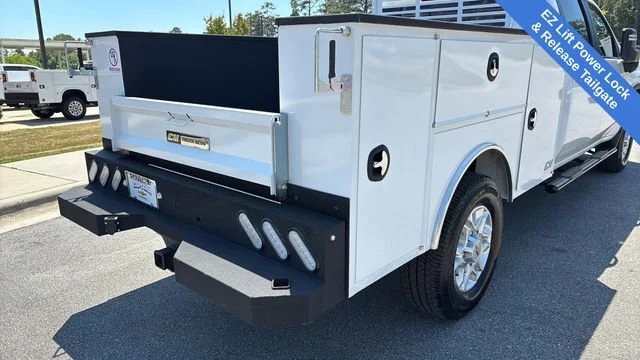 Used 2025 Summit White Chevrolet LT image 37