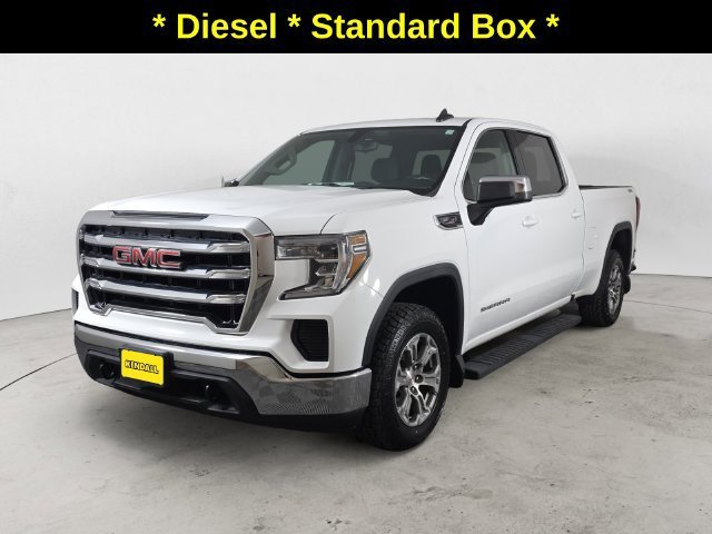 Used 2021 SUMMIT WHITE GMC SLE image 1