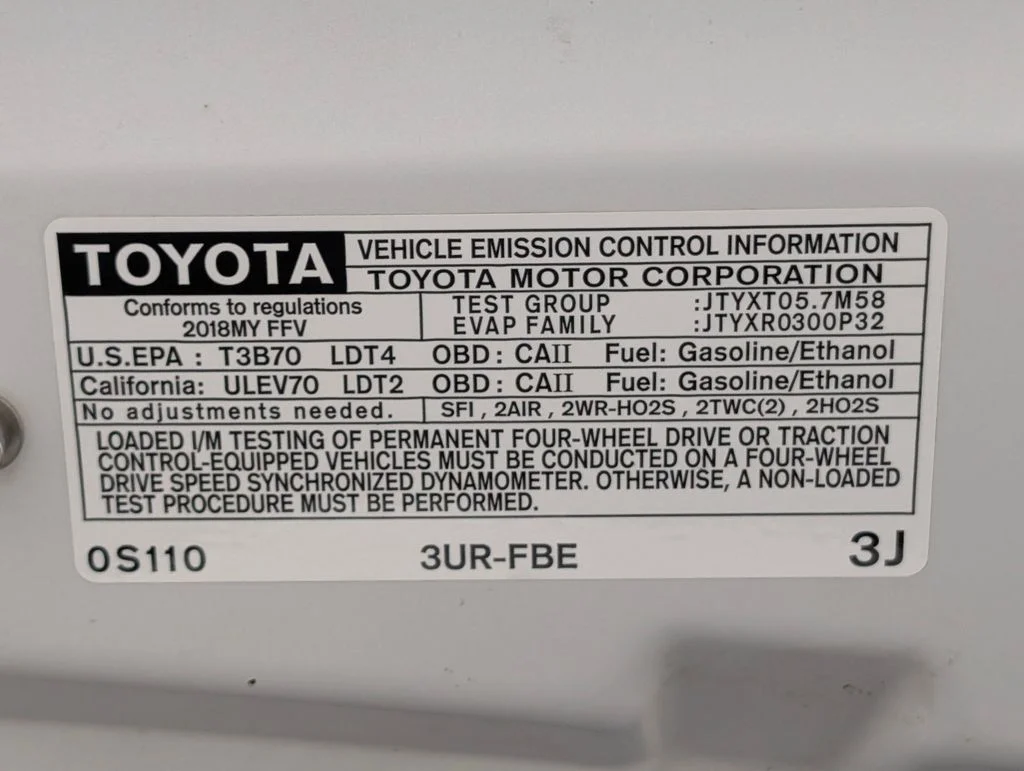 Certified Used 2018 Super White Toyota SR5 image 27