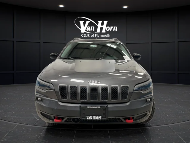 Used 2022 Granite Crystal Metallic Clearcoat Jeep Trailhawk image 2