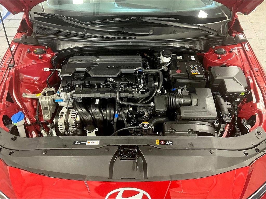 Used 2025 Red Hyundai Limited image 30