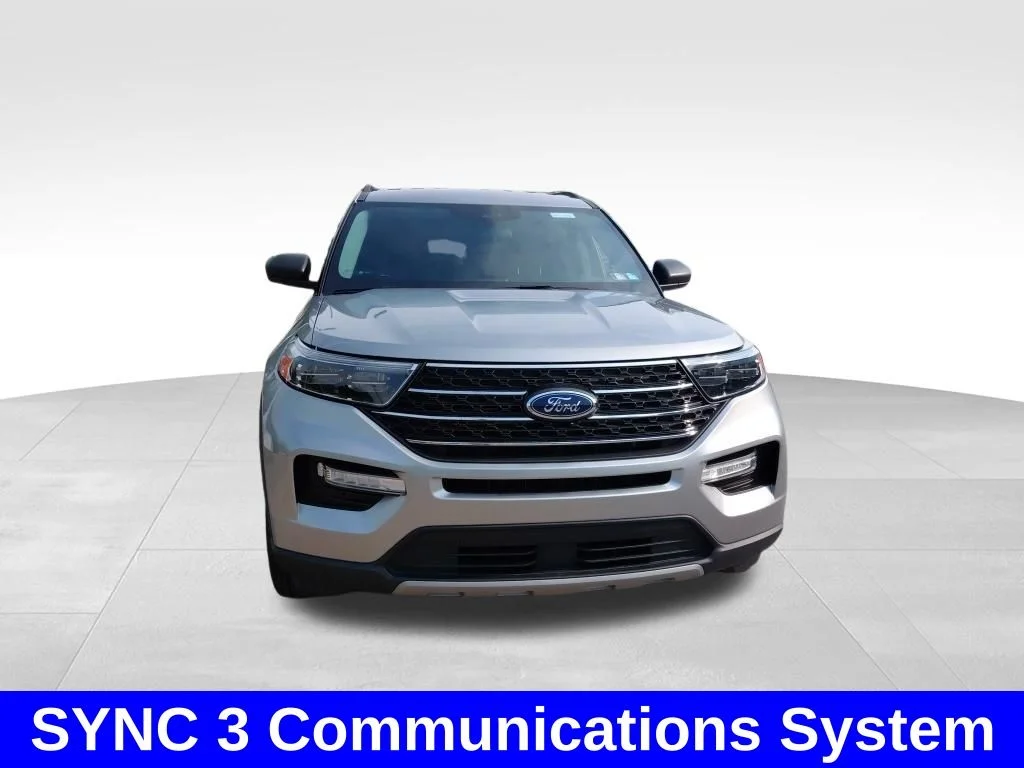 Used 2022 Silver Ford XLT image 4