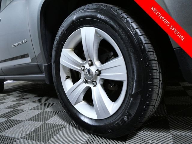 Used 2013 Gray Jeep Latitude image 25