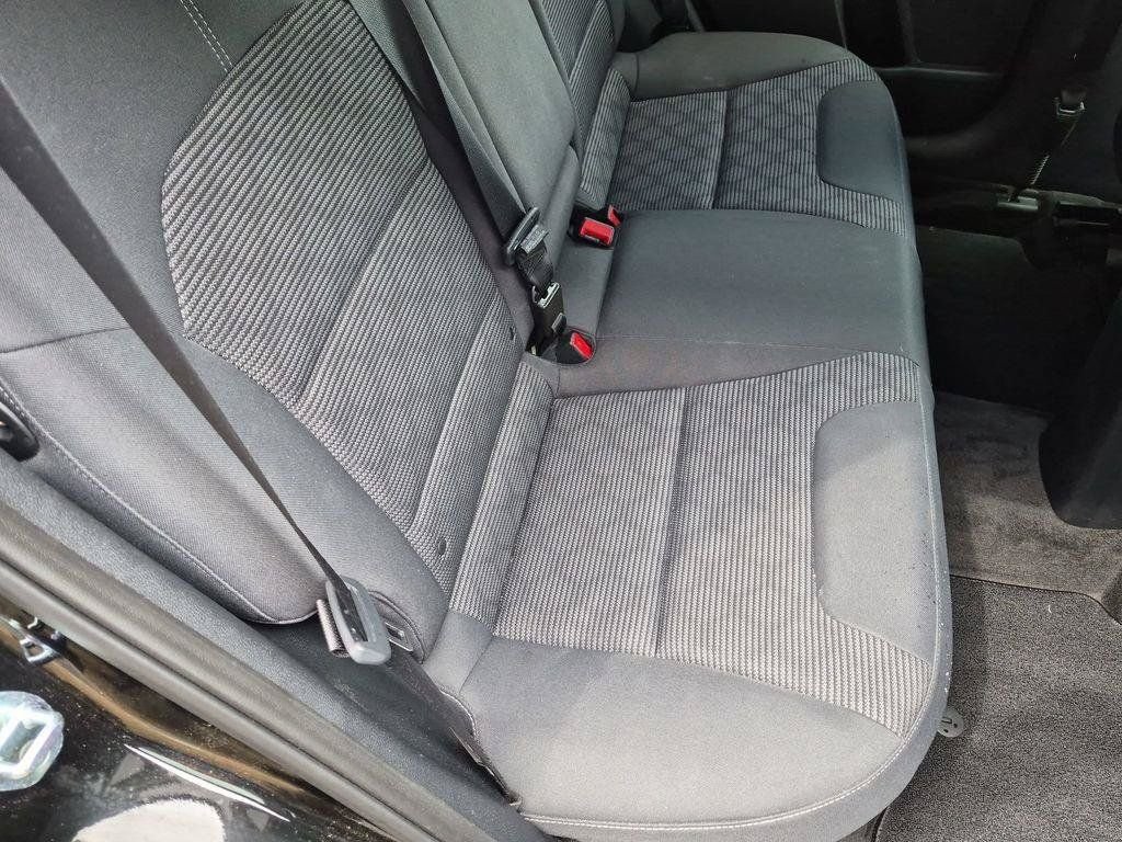 Used 2022 Black Kia LXS image 21