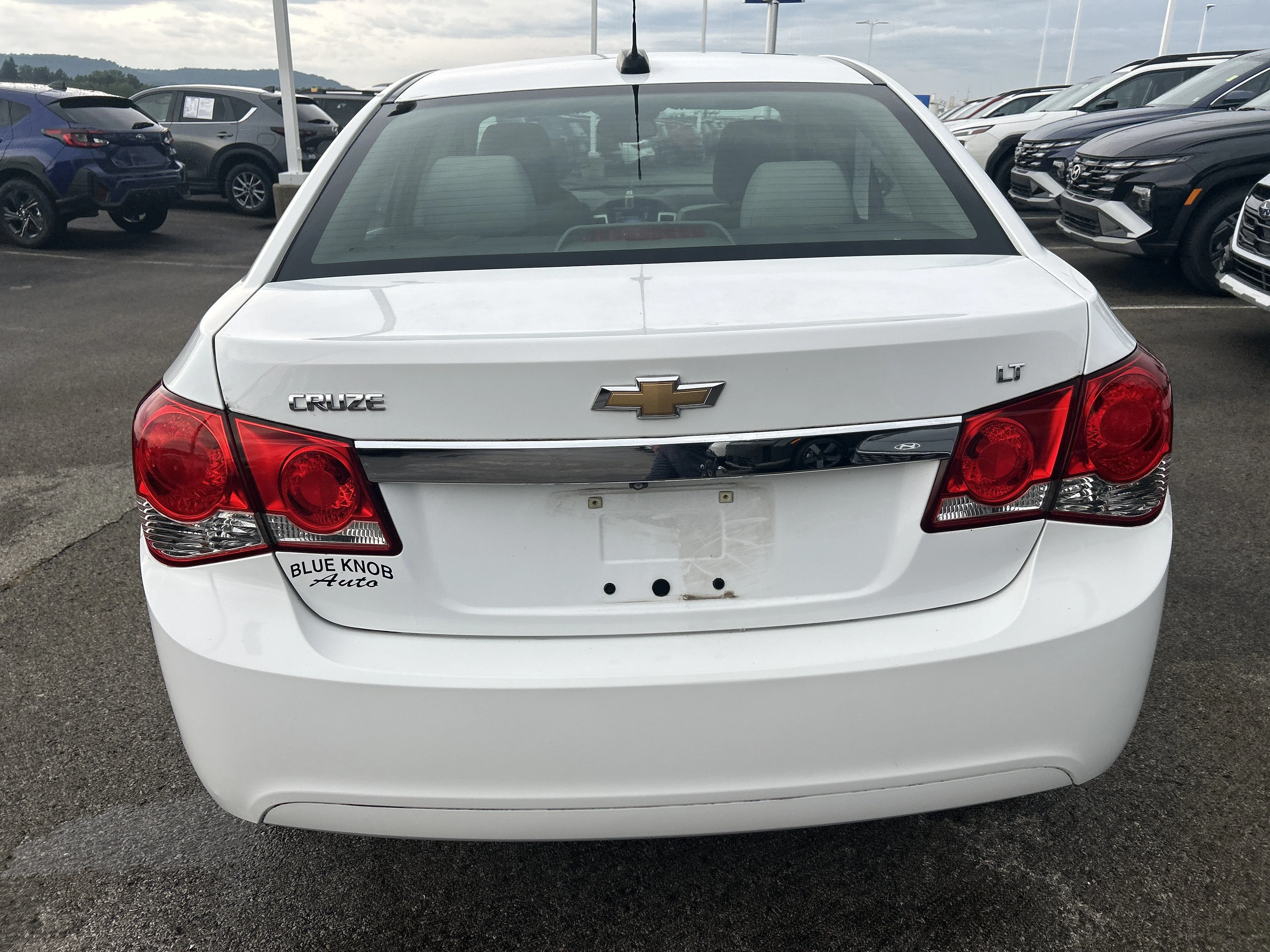 Used 2016 Summit White Chevrolet LT image 5