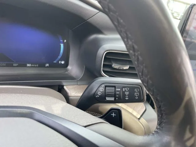 Used 2020 White Ford Platinum image 39