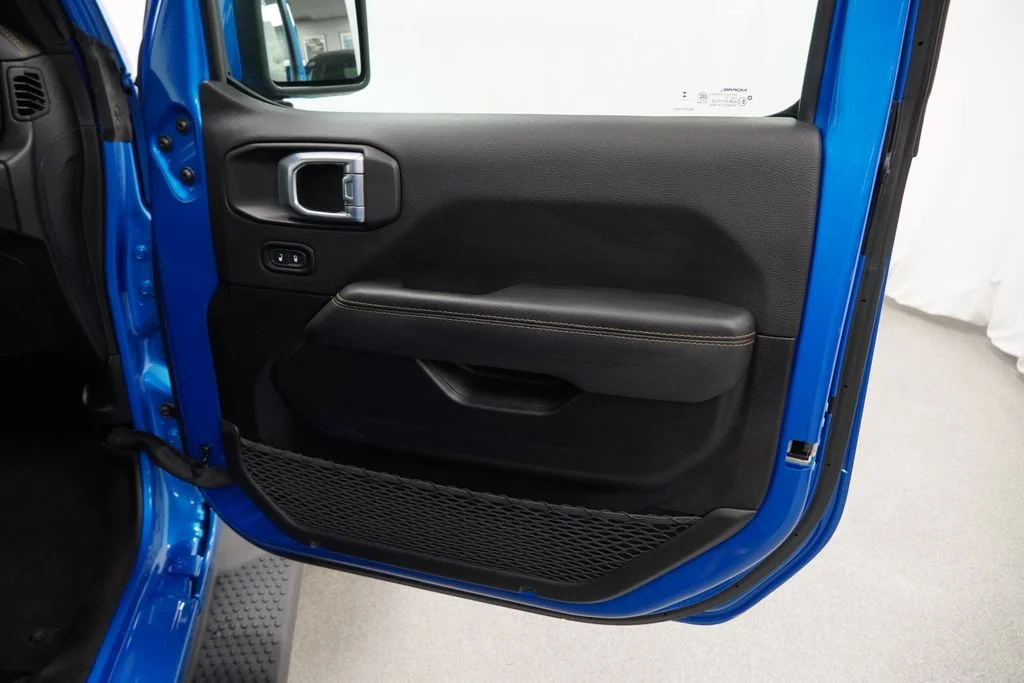 Used 2023 Blue Jeep High Altitude 4xe image 47