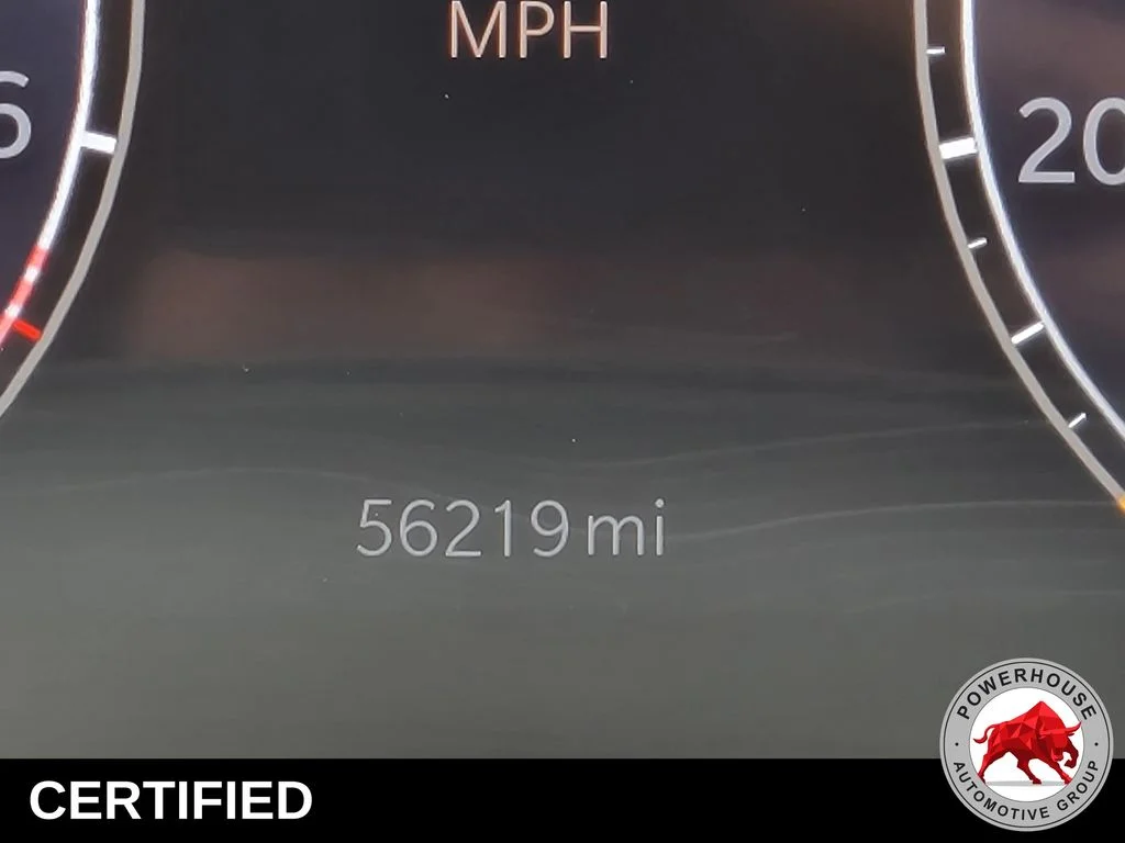 Used 2023 Silver Jeep Limited image 36