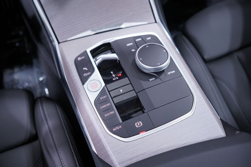 2026 BMW 3 Series 330i - Photo 11
