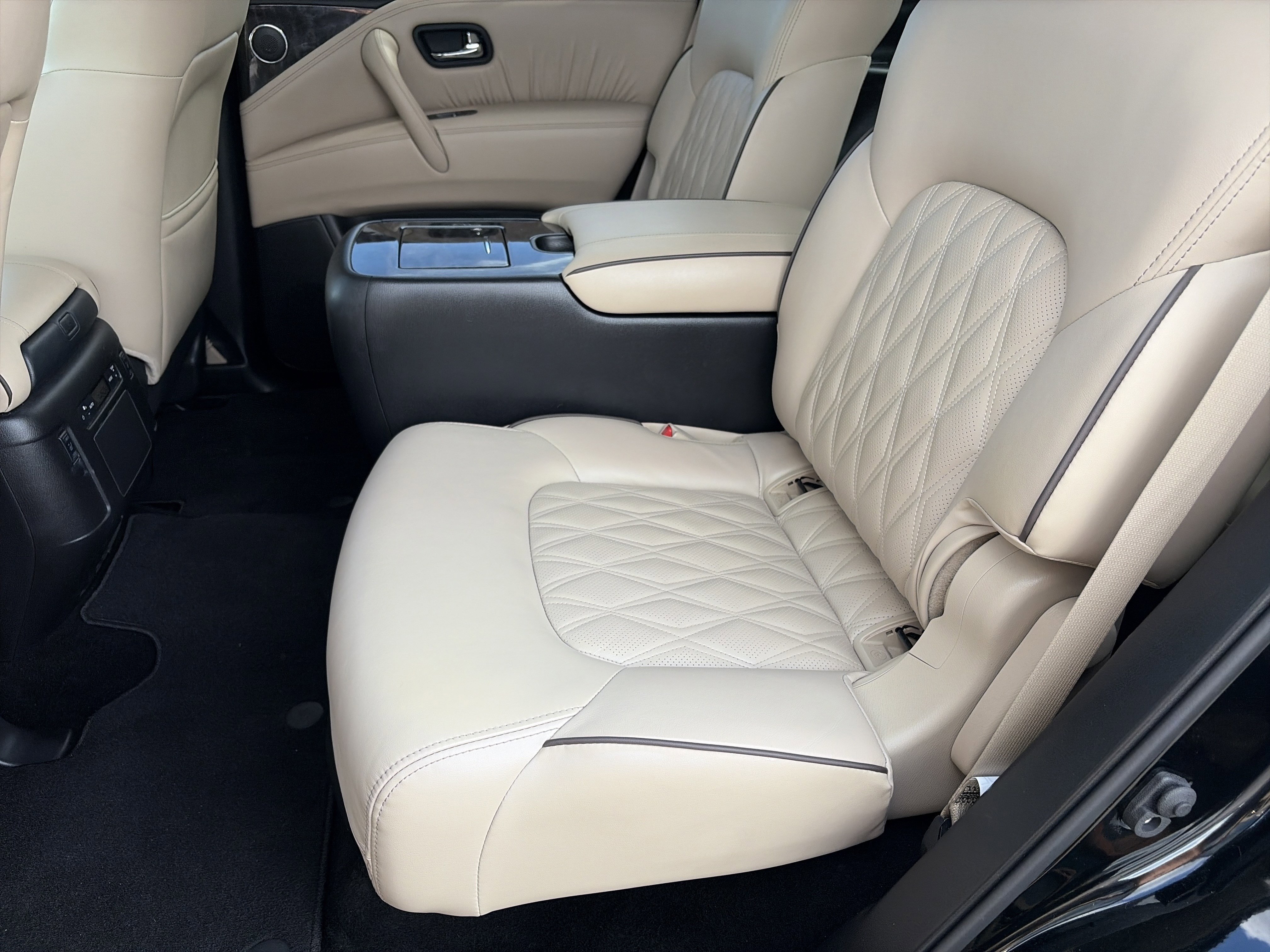 2024 Nissan Armada Platinum - Photo 22