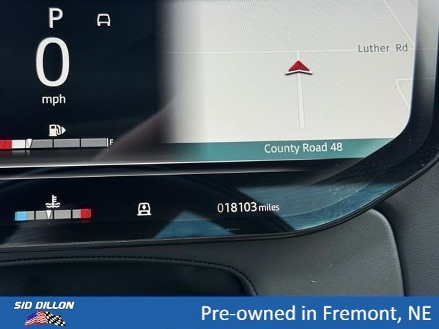 Used 2025 Gray Land Rover SE image 24