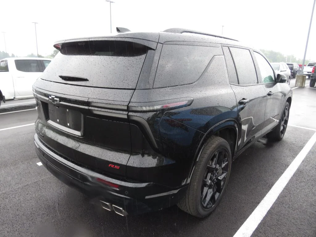 Used 2025 Black Chevrolet RS image 13