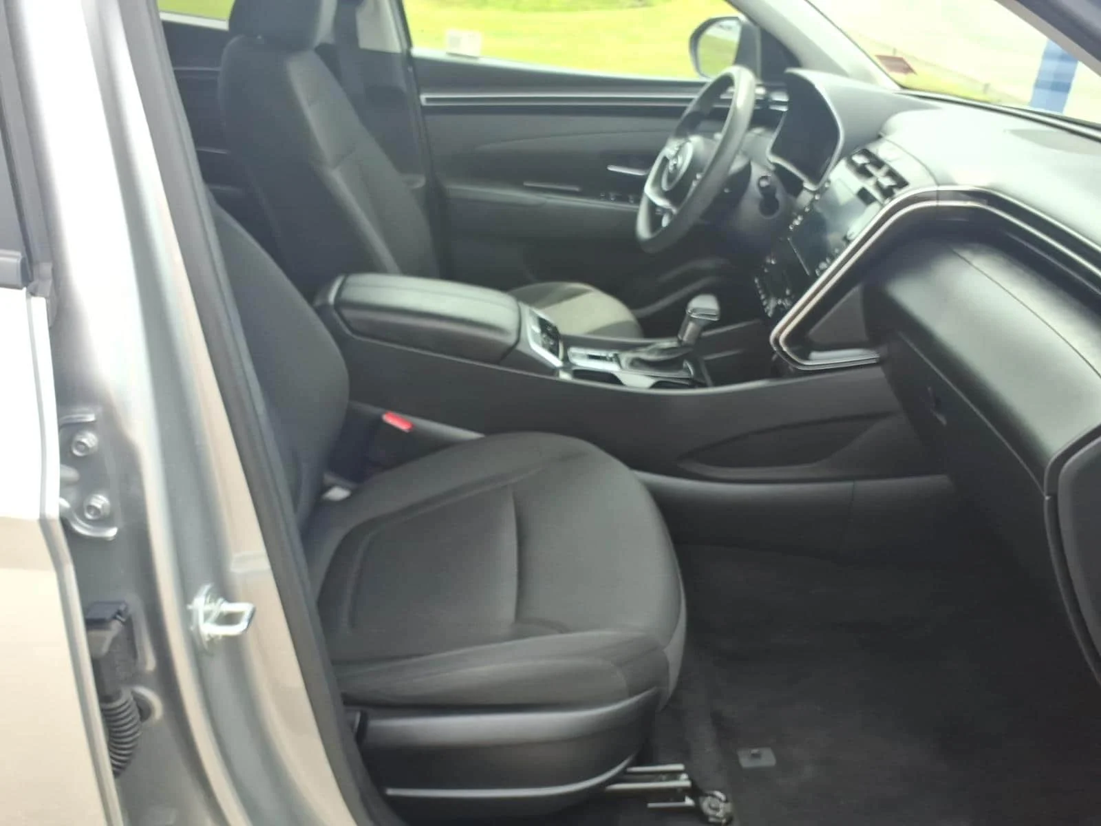 Used 2024 Shimmering Silver Hyundai SEL image 16
