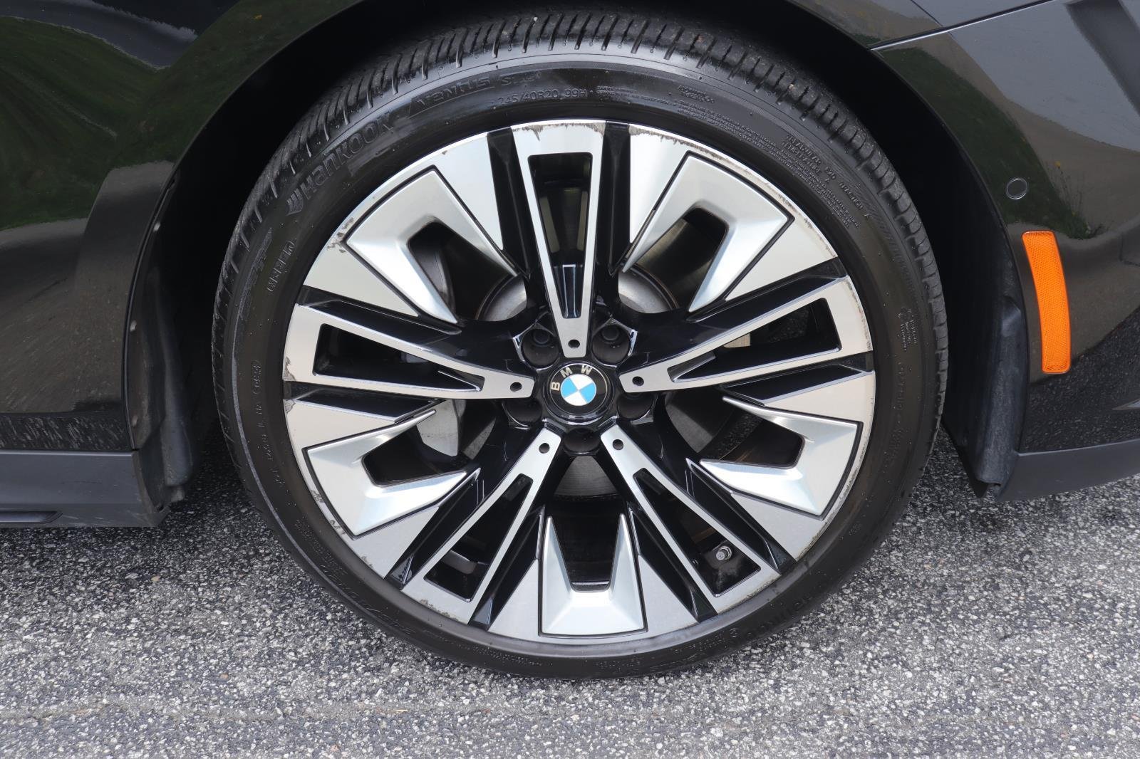 Used 2025 Black Sapphire Metallic BMW 530i xDrive image 40
