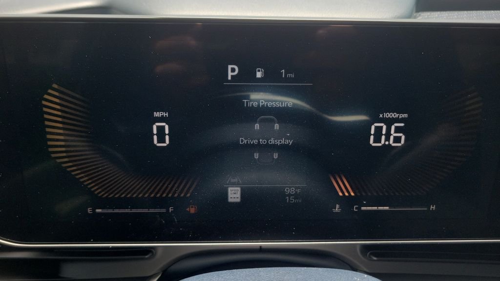 New 2026 Snow White Pearl Kia EX image 23