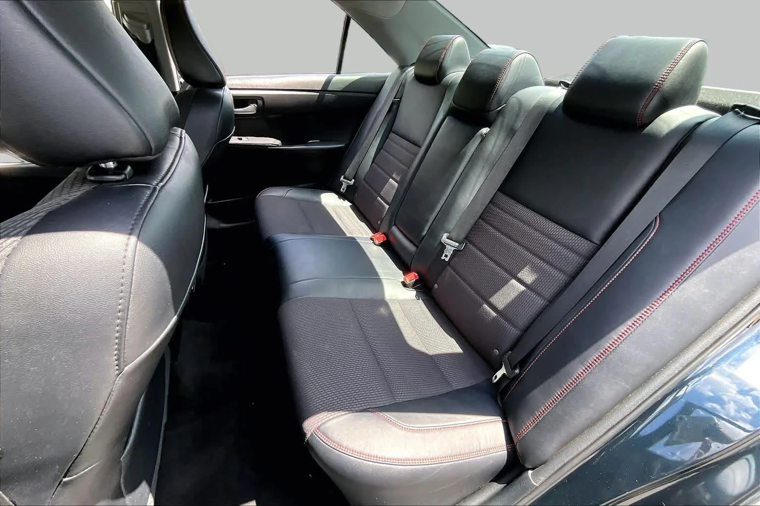 Used 2017 Cosmic Gray Mica Toyota SE image 19