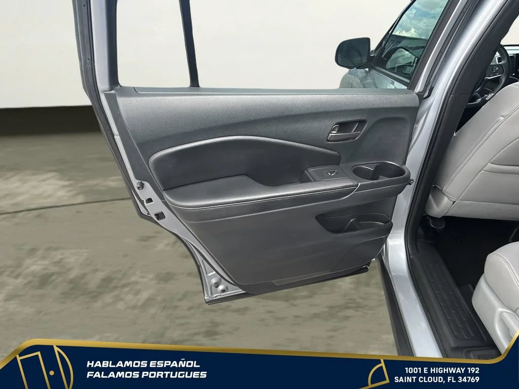 Used 2023 Silver Honda AWD EX-L image 23