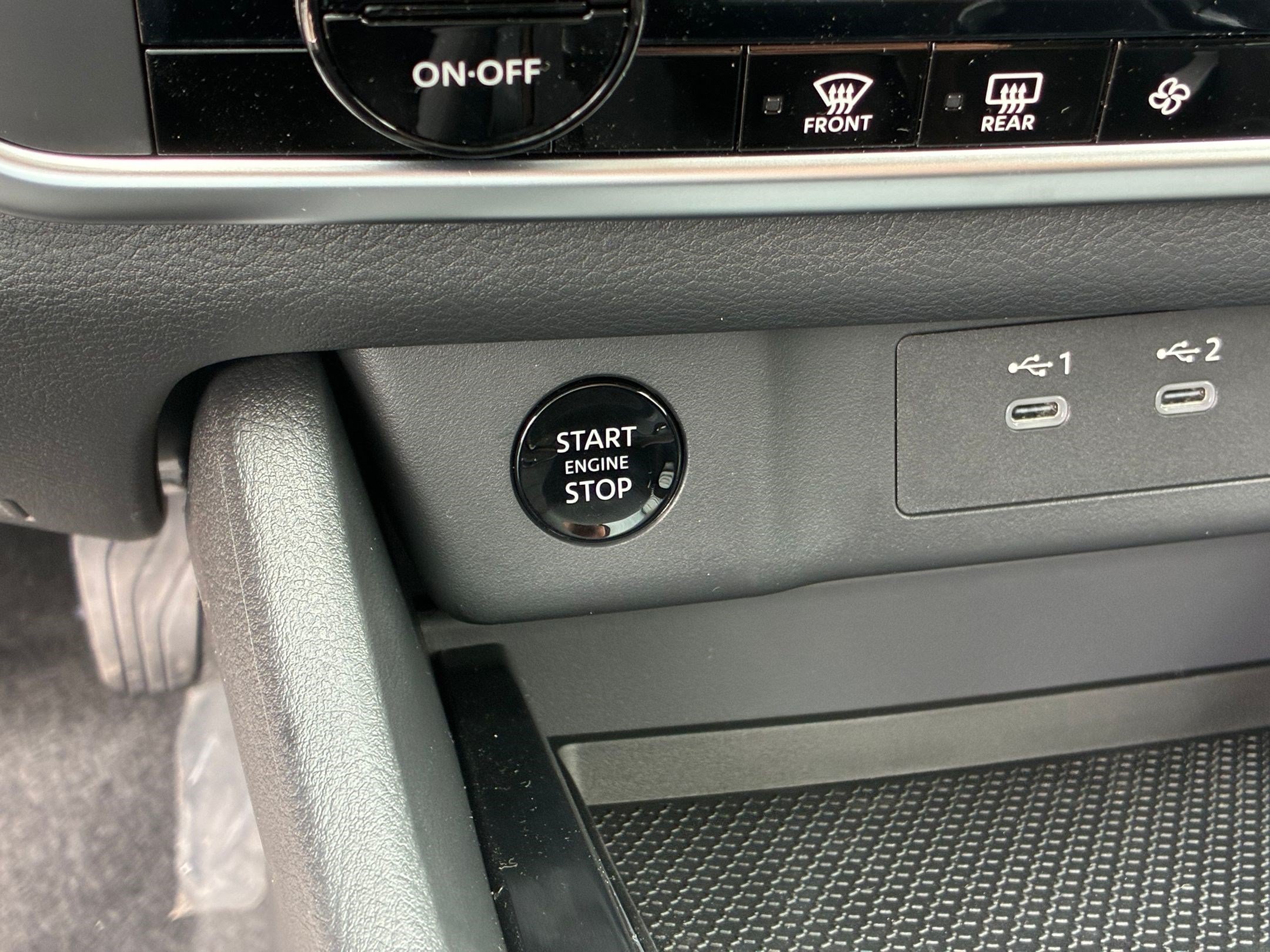 New 2026 Everest White Pearl Tricoat Nissan SV image 17